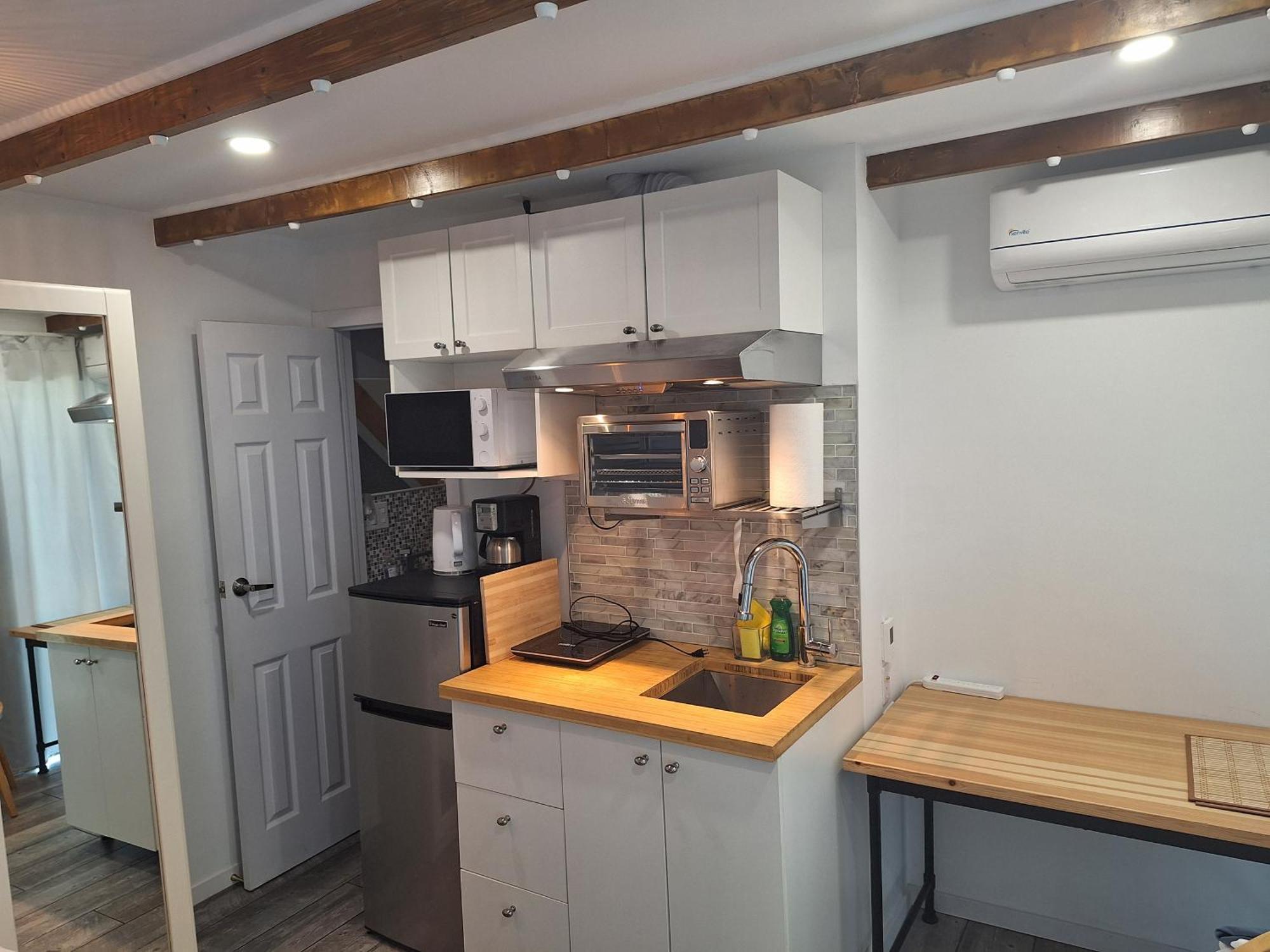 Well Equipped Studio For Non-Smoking Guests Only Citq Зo9467 Longueuil Extérieur photo